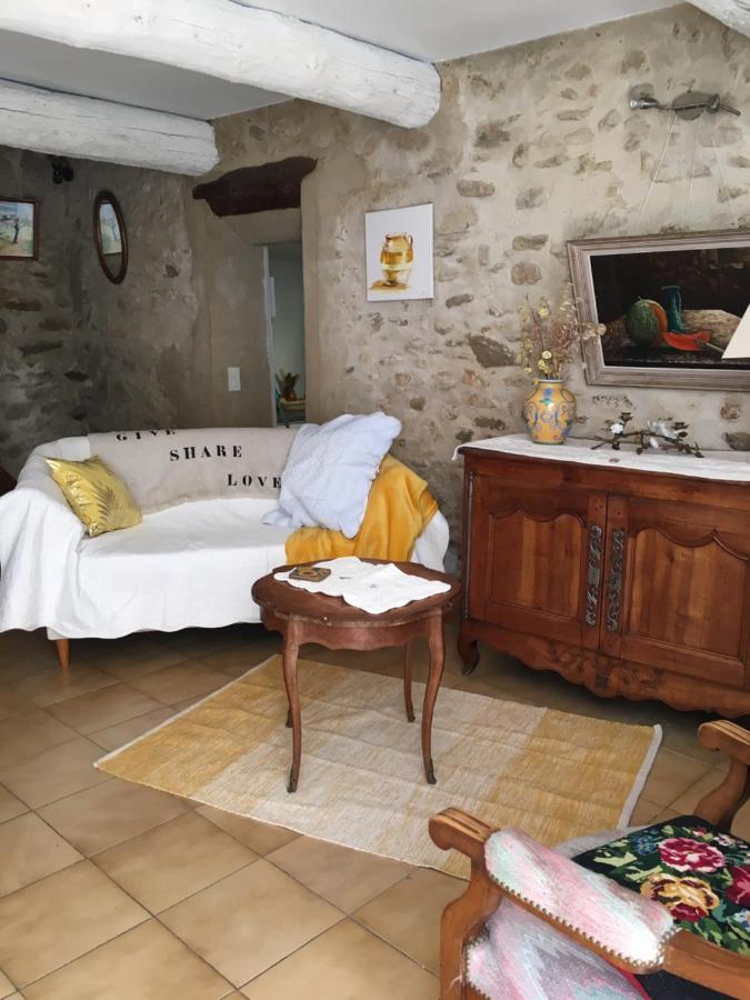 Вилла The Old Barn La Tour-d'Aigues Экстерьер фото