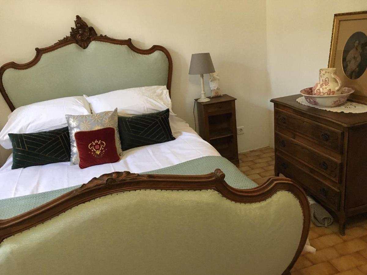 Вилла The Old Barn La Tour-d'Aigues Экстерьер фото